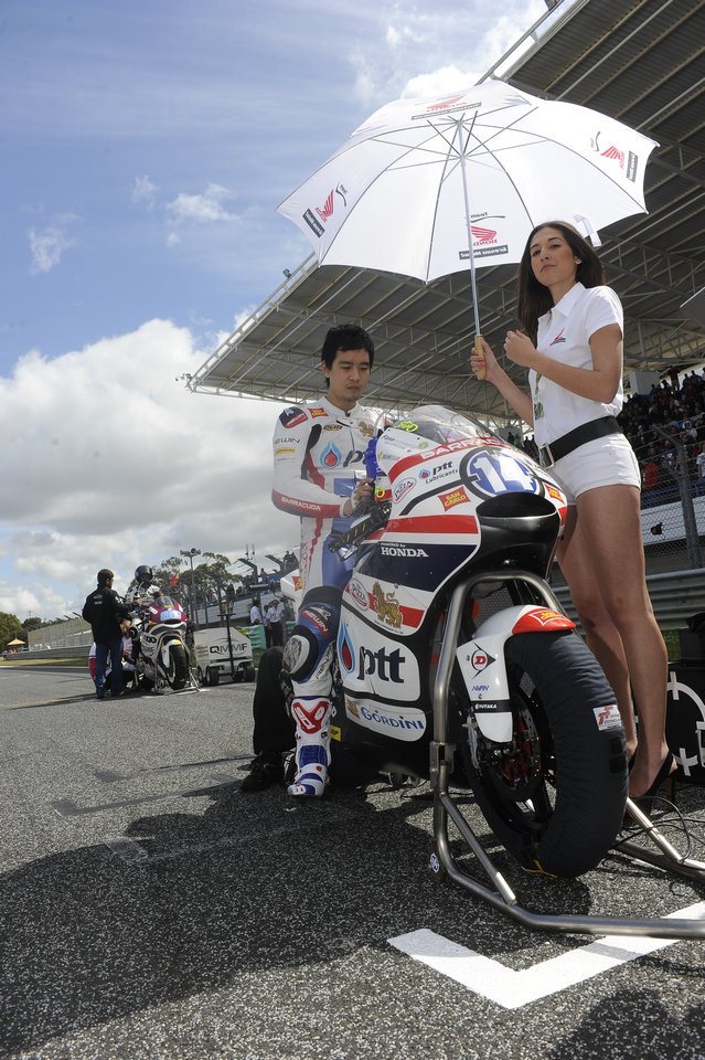 Девушки Гран При Португалии 2012