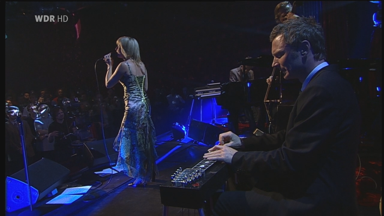 2012 Silje Nergaard & Band - Gloria, Köln [HDTV 720p] 1